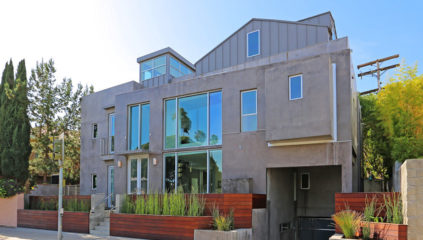 2009 Montana Avenue